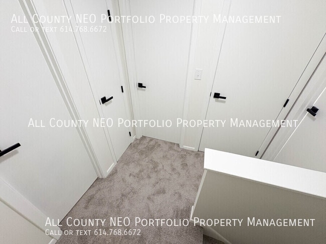 Building Photo - 231 Hamilton Ave