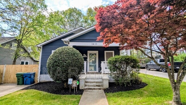 Building Photo - 1411 May Ave SE