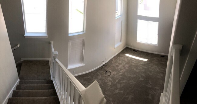 Building Photo - AMAZING HOME IN SOUGHT AFTER EXCHANGE DEVELOPMENT W/ 2 CAR GARAGE