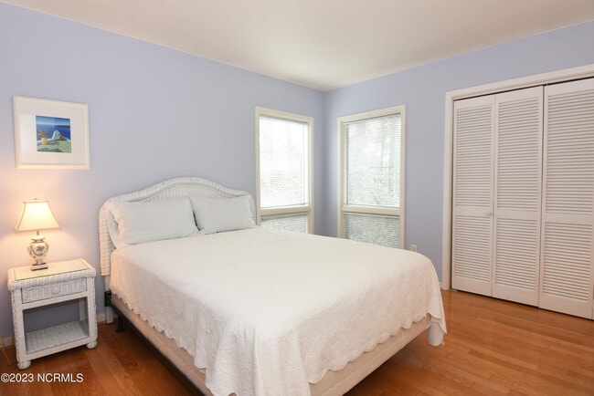 Building Photo - 6338 Oleander Dr