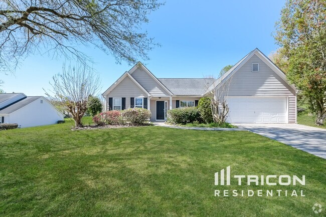 Building Photo - 8140 River Hill Commons Dr