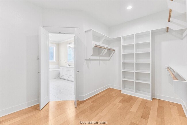 Building Photo - 4209 Downton Abbey Ave