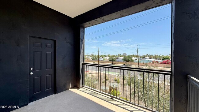Building Photo - 9160 N 67th Ave