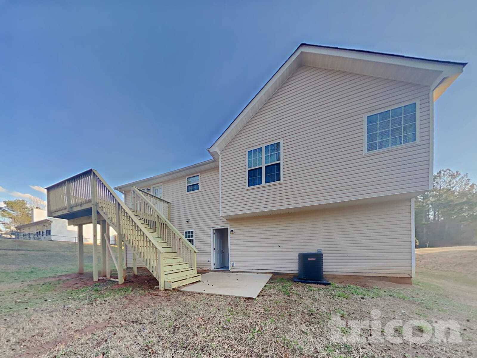 Building Photo - 430 Pebble Blvd