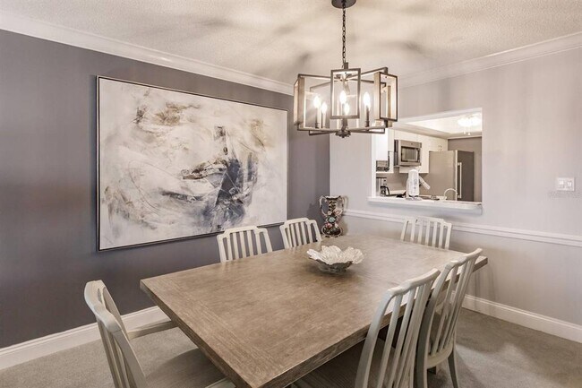 Building Photo - 1055 W Peppertree Dr