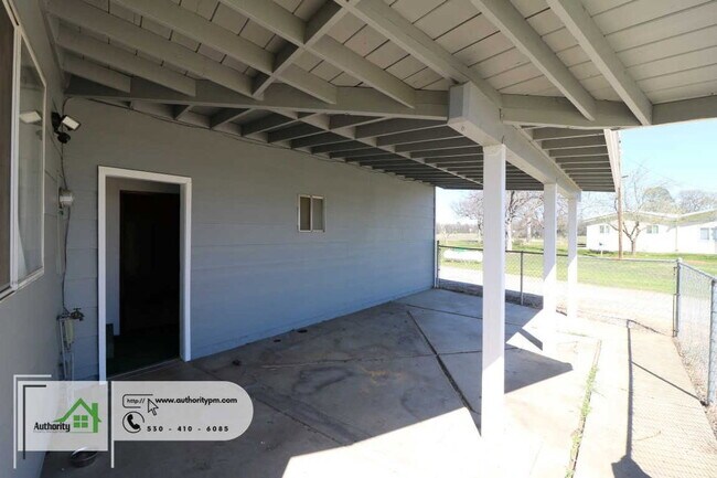 Building Photo - 3253 Tarmac Rd