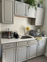 Building Photo - 94 Maple St