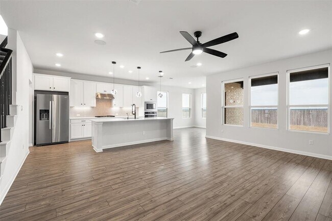 Building Photo - 2516 Walking Y Rd