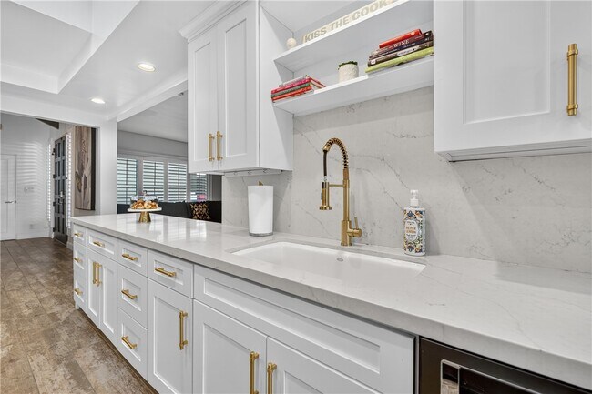 Building Photo - 75407 Montecito Dr
