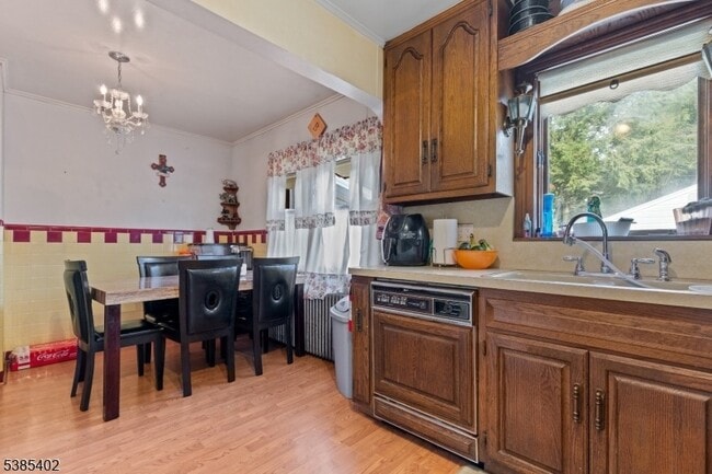 Building Photo - 27 Harrison Ave