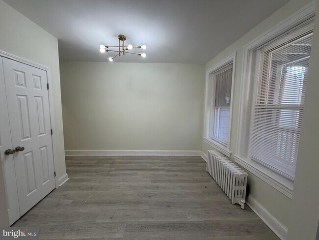 Building Photo - 2707 11th St NW