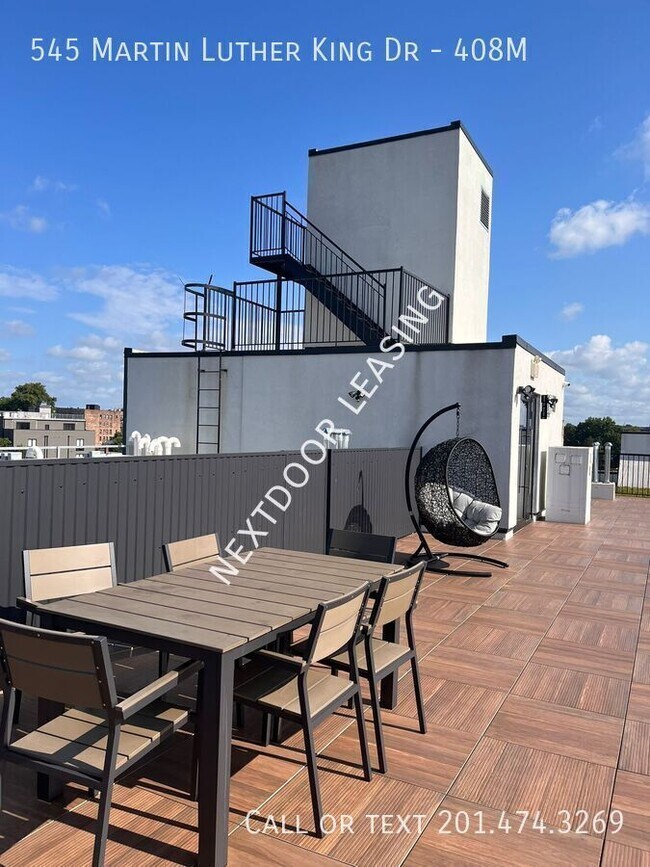 Building Photo - 545 M.L.K. Drive