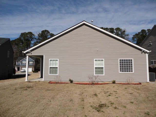 Building Photo - 6878 Coopers Hawk Trl