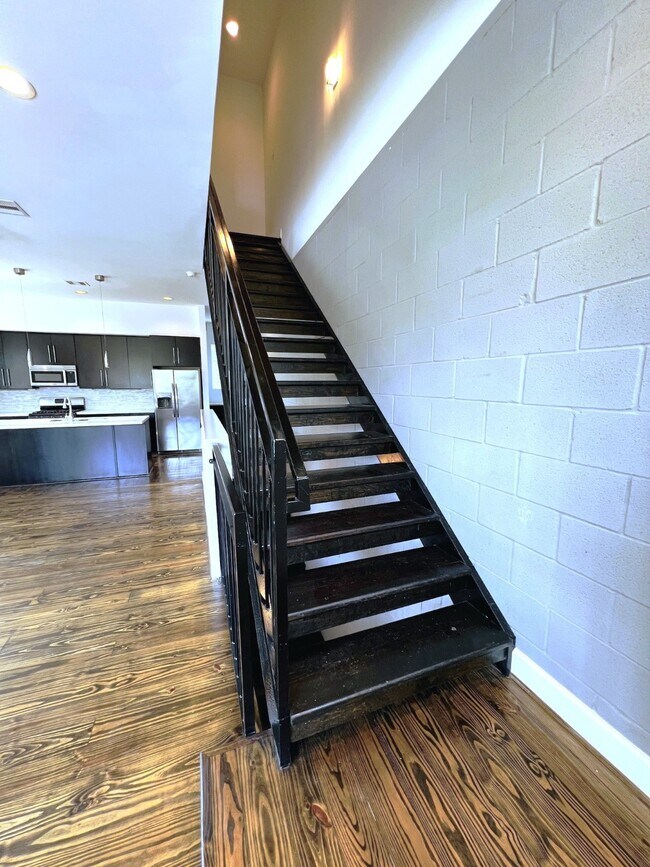 Building Photo - 1524 Blodgett St