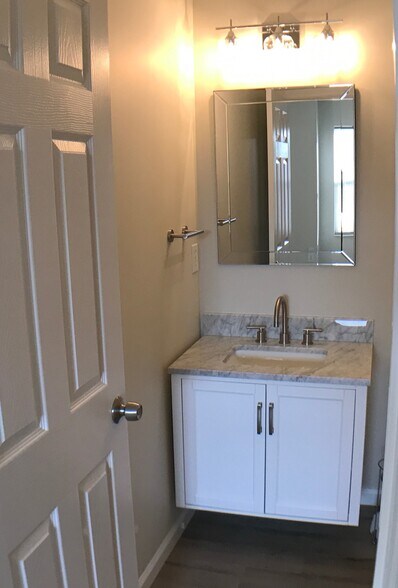 Building Photo - 3027 Abby Way