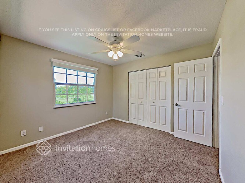 Building Photo - 9820 Fairway Cove Ln
