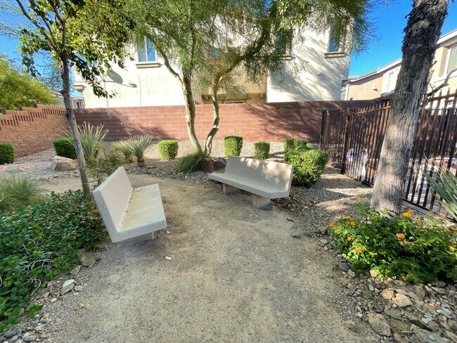 Building Photo - 9861 Iris Valley St