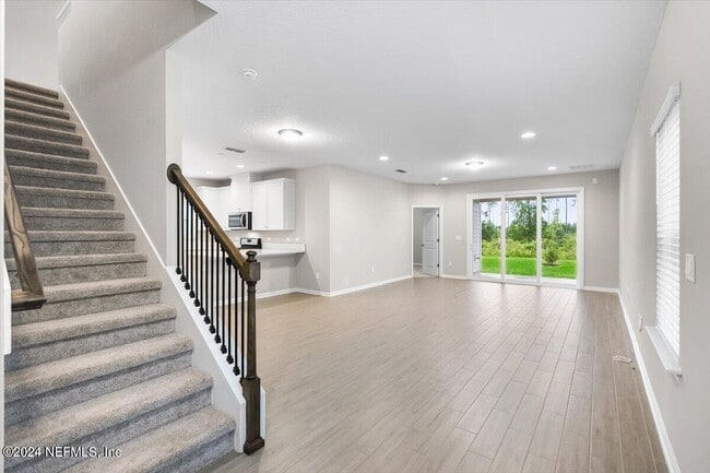 Building Photo - 70 Stargaze Ln