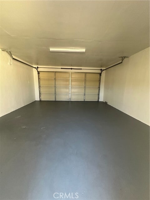 Building Photo - 6052 Fishburn Ave