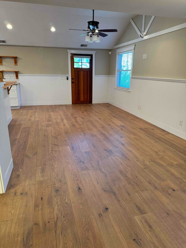 Building Photo - 7822 Lakewood