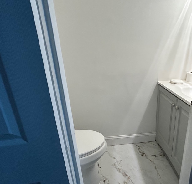 Building Photo - 14 Sawmill Run