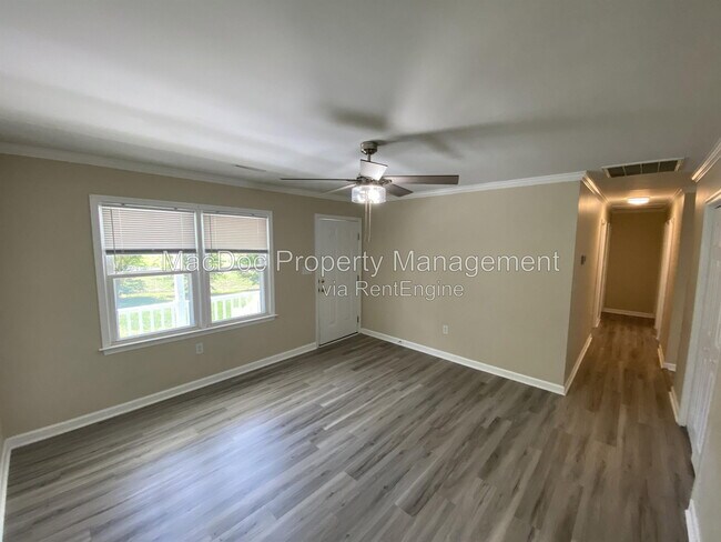 Building Photo - 16623 Braswell St