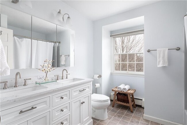 Building Photo - 45 Windstone Dr