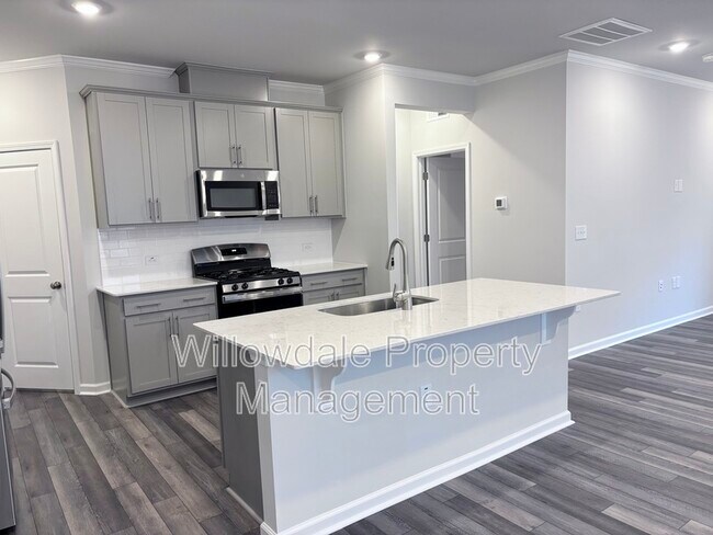 Building Photo - 913 Aspen Pointe Trl
