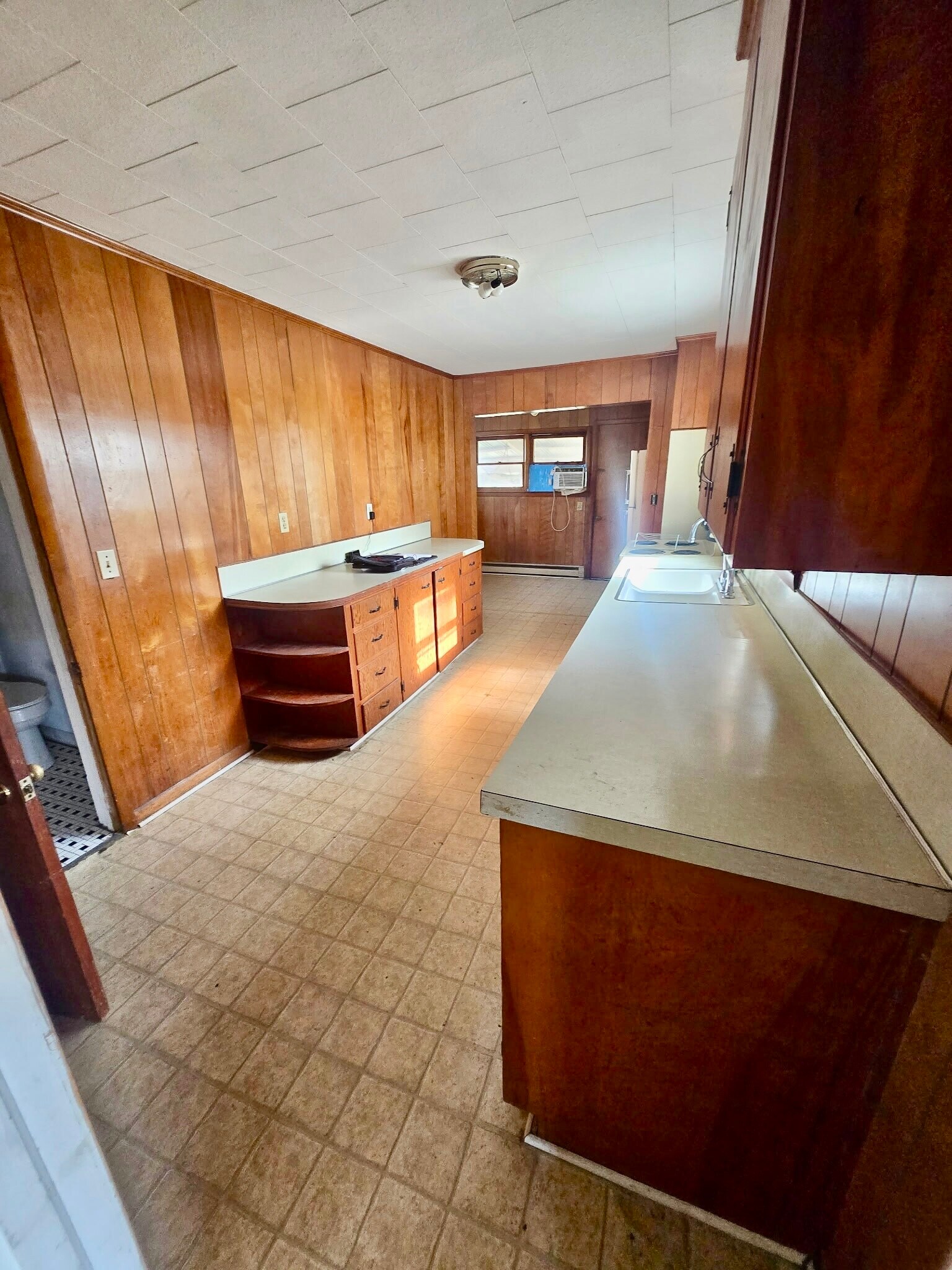 Building Photo - 204 S West St