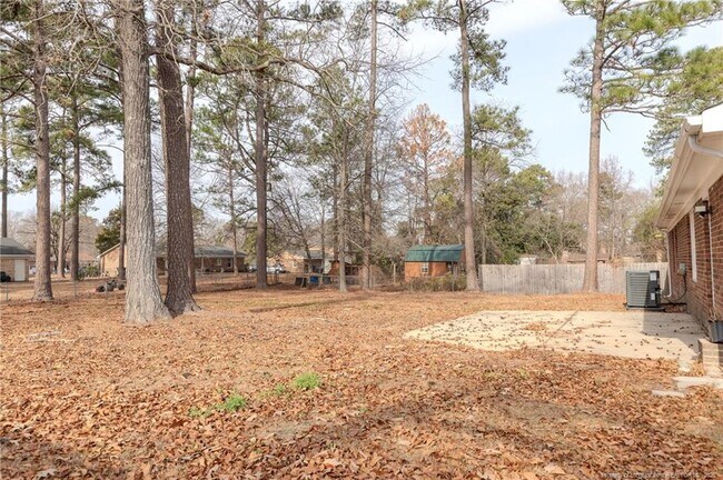 Building Photo - 898 Bridgette St