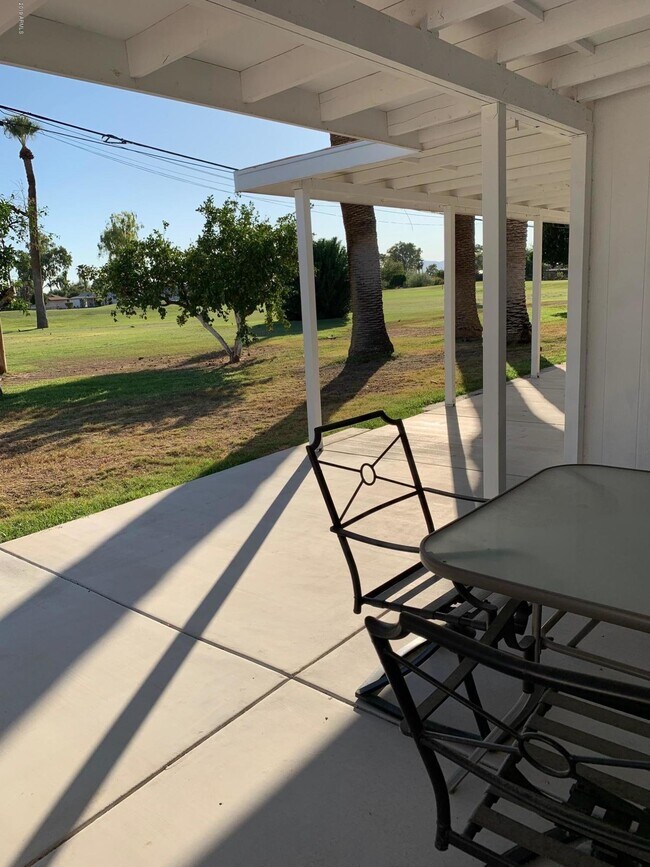 Building Photo - 10315 W Oakmont Dr