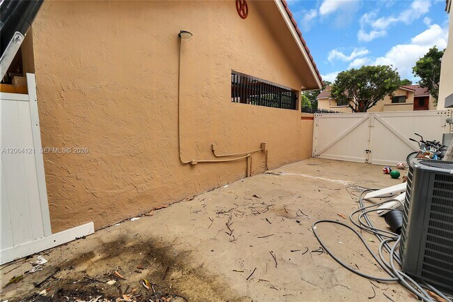 Building Photo - 17920 NW 68th Ave