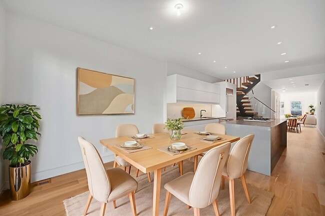 Building Photo - 122 Jefferson St