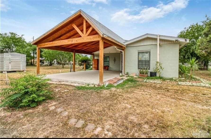 Primary Photo - 4200 Lopez St