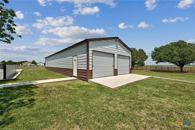 Building Photo - 401 Co Rd 368