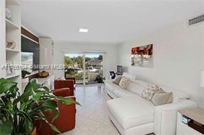 Building Photo - 7560 SW 82nd St