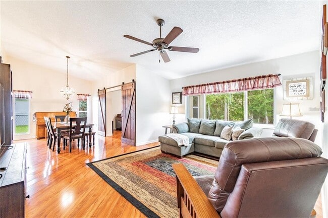 Building Photo - 5318 Las Flores Via