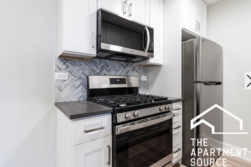 Building Photo - 530 W Aldine Ave