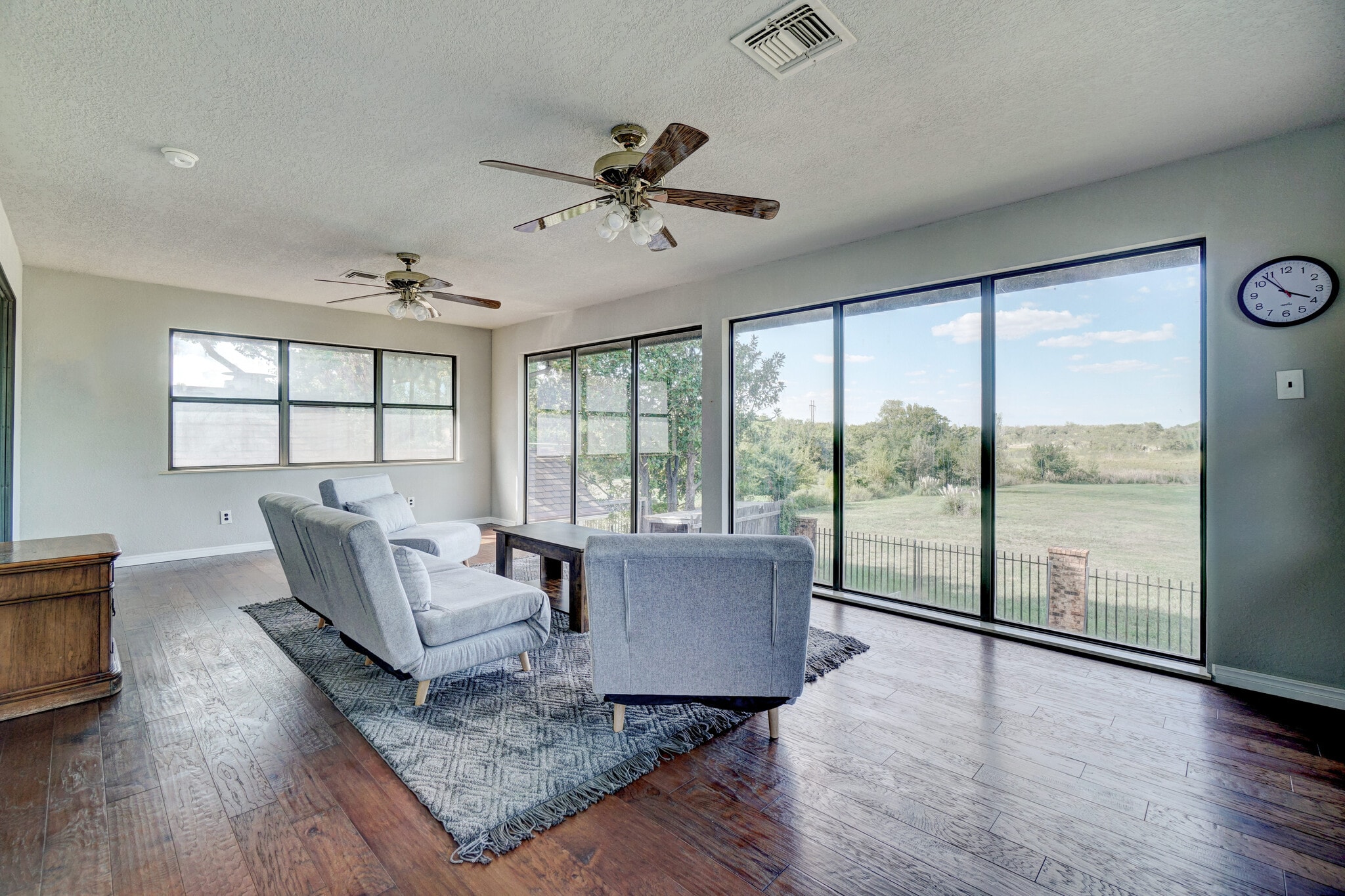 Master Sun Room - 3905 NW 70th St