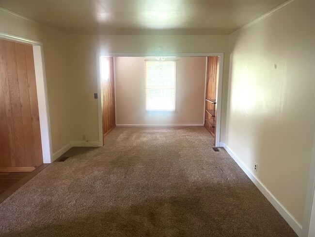 Building Photo - 2970 GA-75Alt