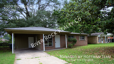 Building Photo - 1402 Boston Dr