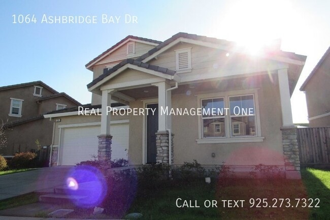 Building Photo - 1064 Ashbridge Bay Dr