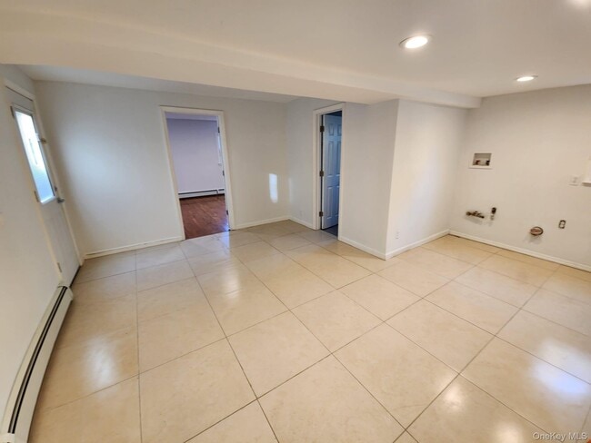 Building Photo - 544 Cedarwood Dr