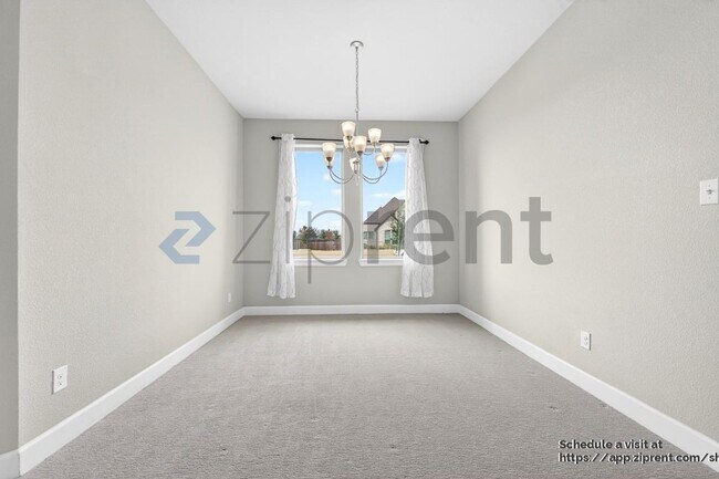 Building Photo - 2900 Blf Crk Dr