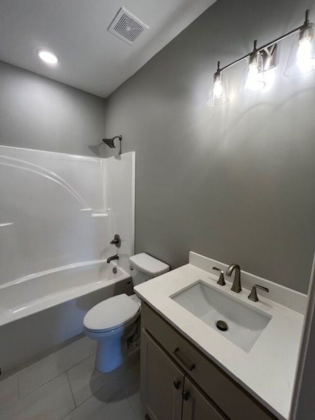 Building Photo - BRAND NEW HOME FOR RENT NEAR JOYNER with 3...