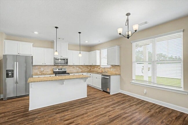 Building Photo - 4 Bed/3.5 Bath Home in The Palms at New Hampstead