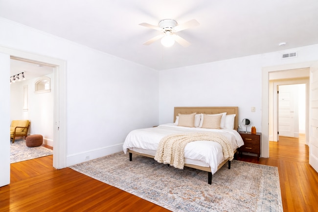 Building Photo - 671 Prospect St