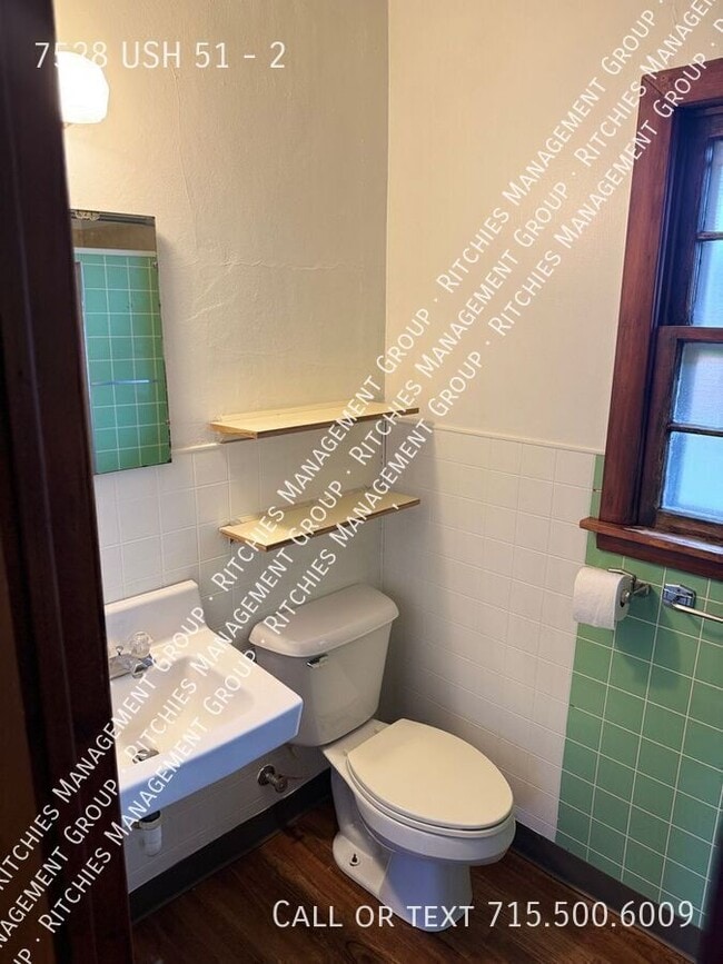 Building Photo - 7528 USH 51-2