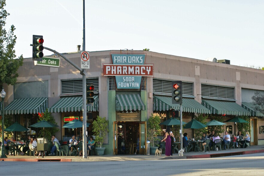 South Pasadena -Street - 809 Brent Ave