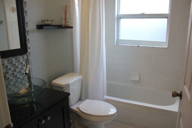 Building Photo - Longwood - 3 Bedroom, 2 Bathroom - $2,325.00